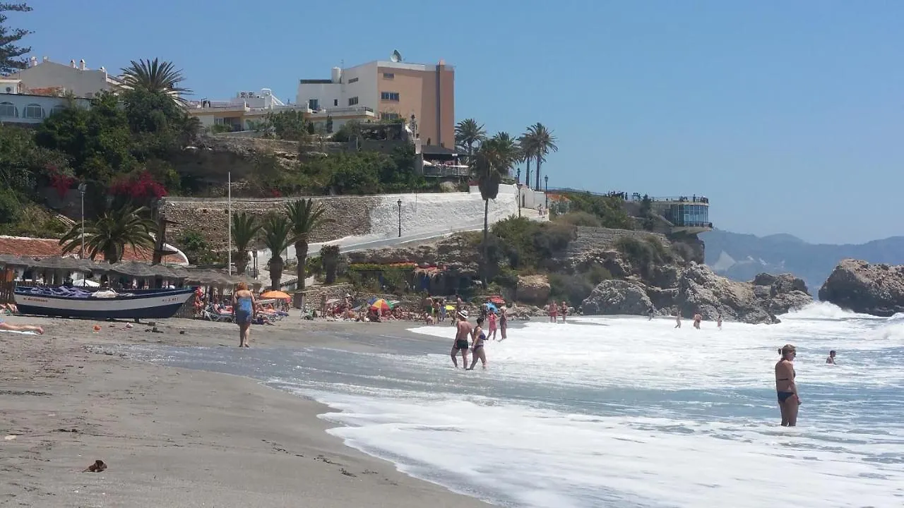 Old Town Nerja, Stunning Sea Views Apartment