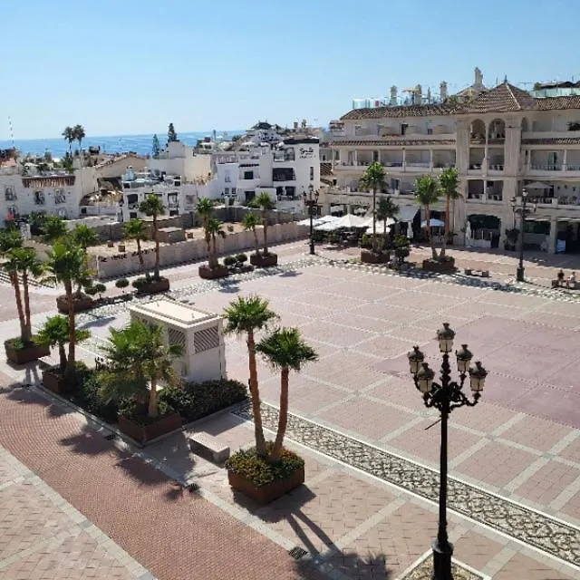 Old Town Nerja, Stunning Sea Views Appartement